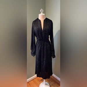 Vince-Elegant Black Starry Dress. W/pockets .